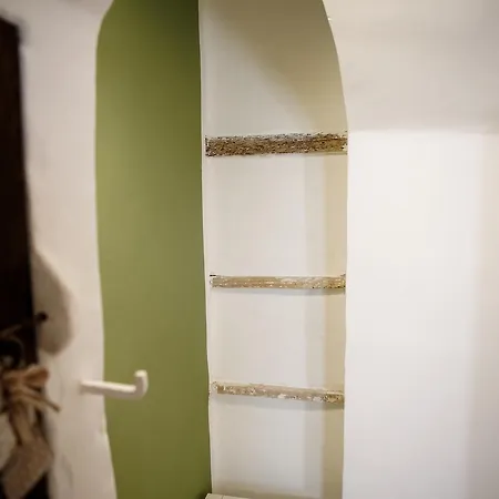 5 - Via Nuova Putignano